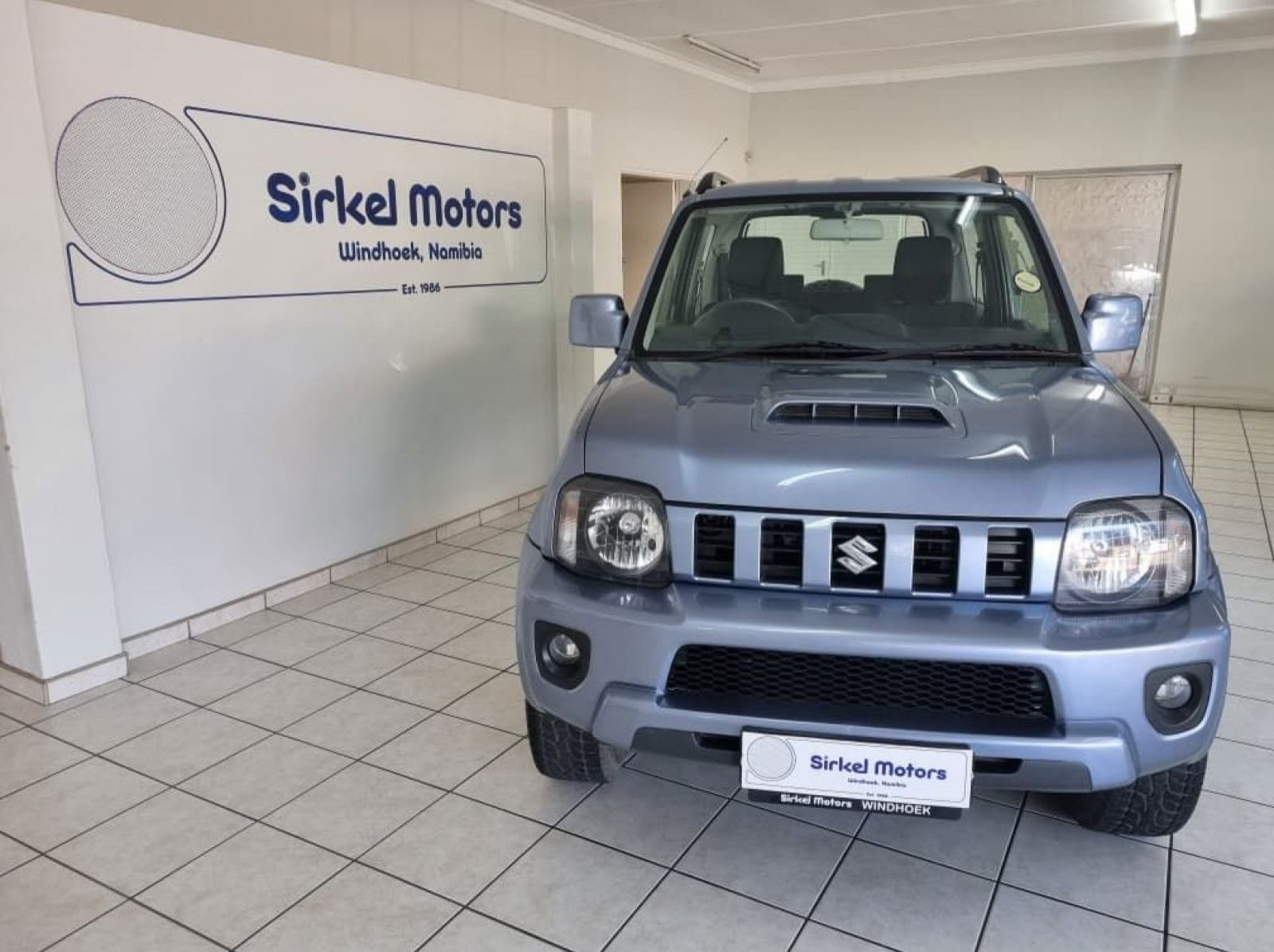 2013 Suzuki Jimny 1.3 4x4 pictures