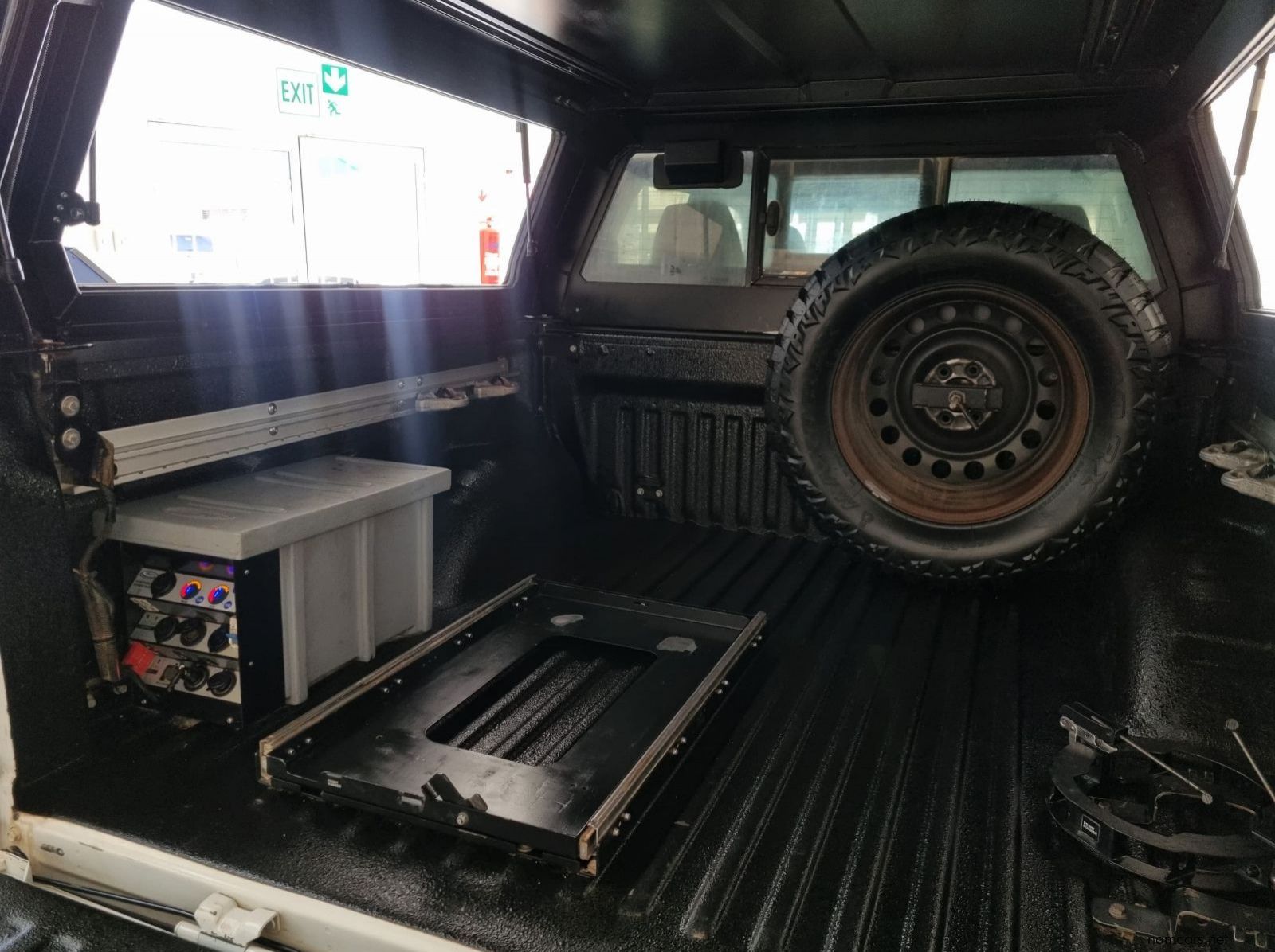 2022 Nissan Navara Pro-4X 4x4 D/C P/U pictures