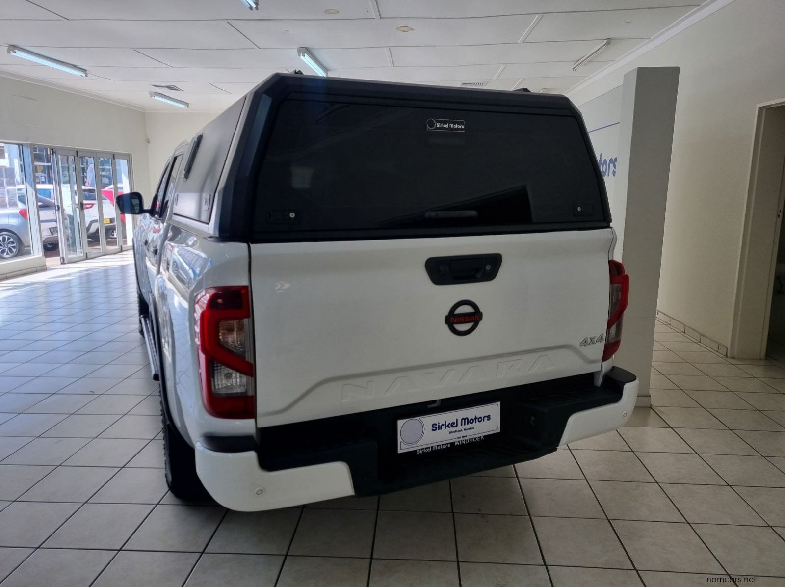 2022 Nissan Navara Pro-4X 4x4 D/C P/U pictures