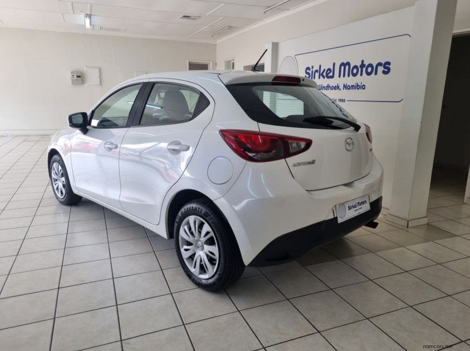 2017 Mazda Mazda 2 Active 1.5 Skyactive pictures