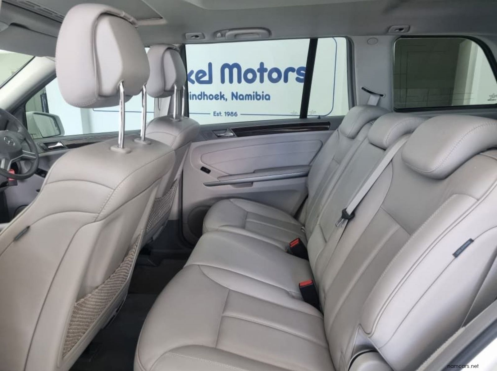 2013 Mercedes-Benz GL500 4Matic V8 pictures