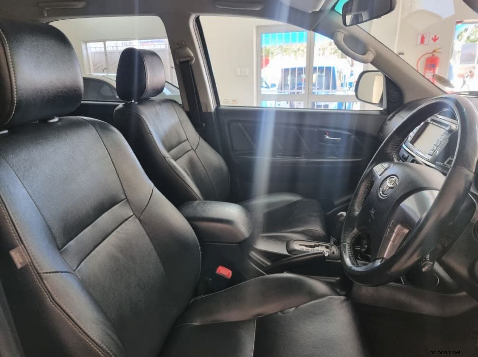 2014 Toyota Fortuner 3.0 D4D 4x4 A/T pictures