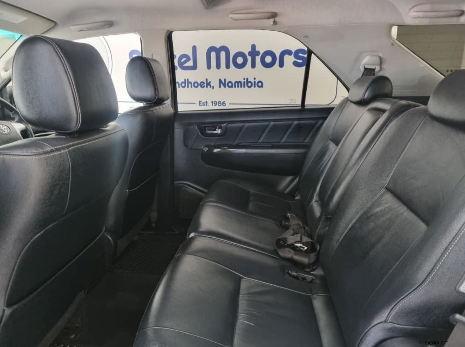 2014 Toyota Fortuner 3.0 D4D 4x4 A/T pictures