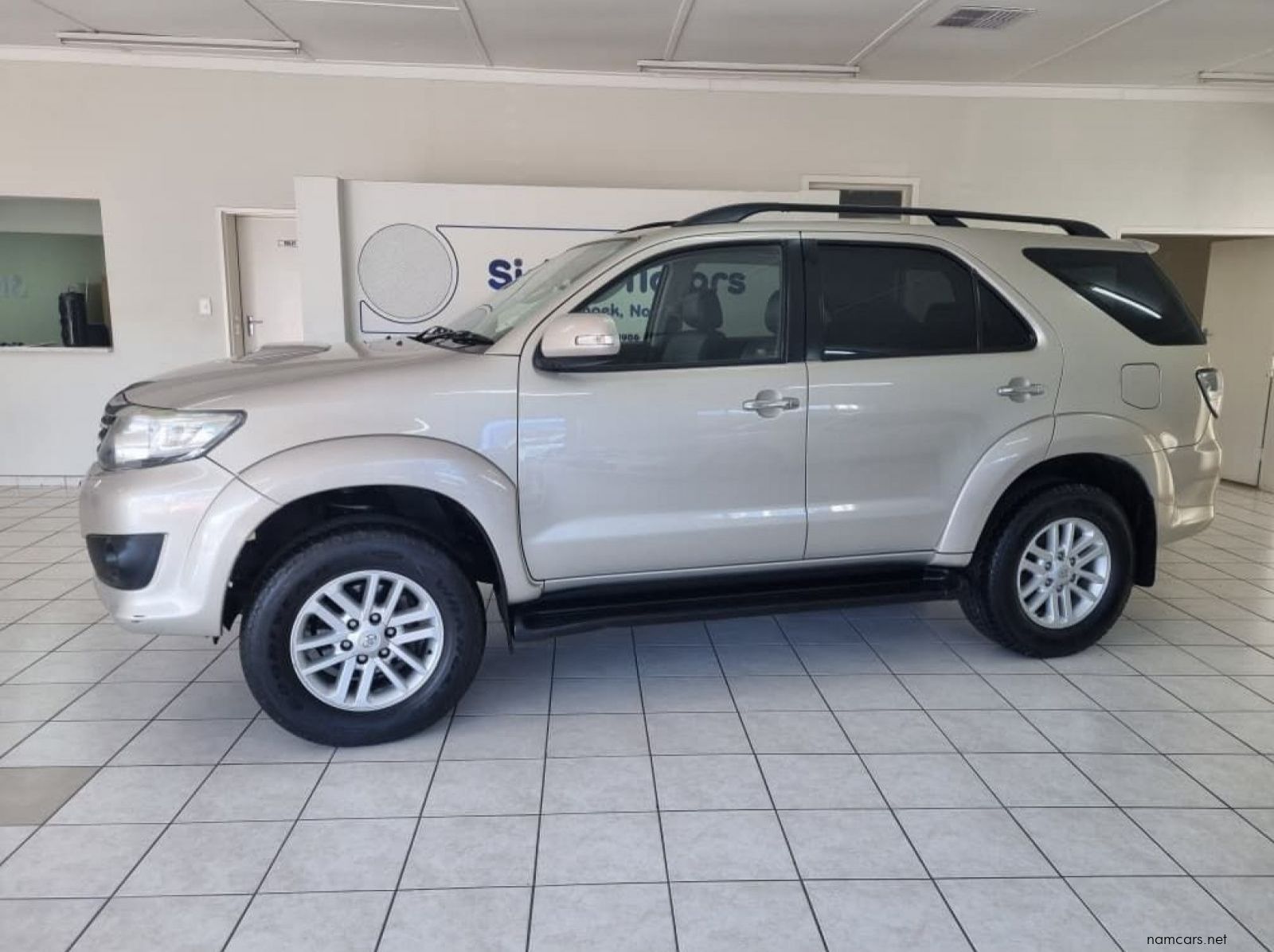 2014 Toyota Fortuner 3.0 D4D 4x4 A/T pictures