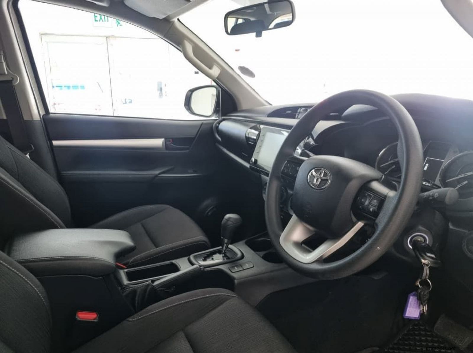 2024 Toyota Hilux Raider 2.4 GD-6 D/C A/T 4x4 pictures