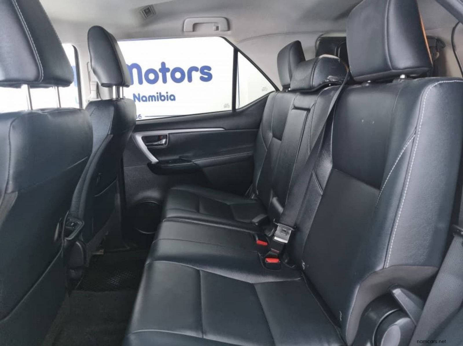 2025 Toyota Fortuner 2.4 GD-6 4x4 A/T pictures