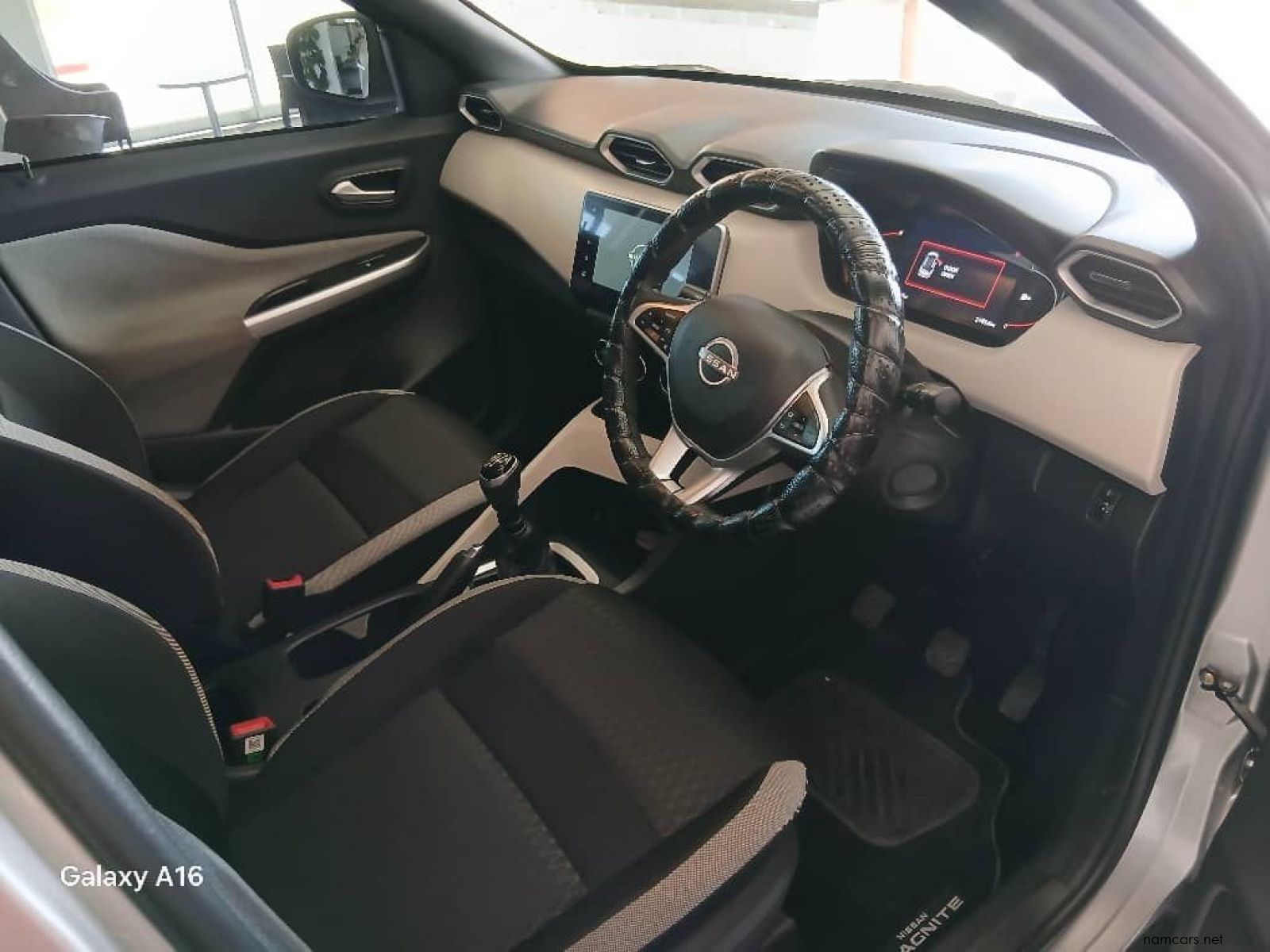 2024 Nissan Magnite 1.0 Acenta AMT photo