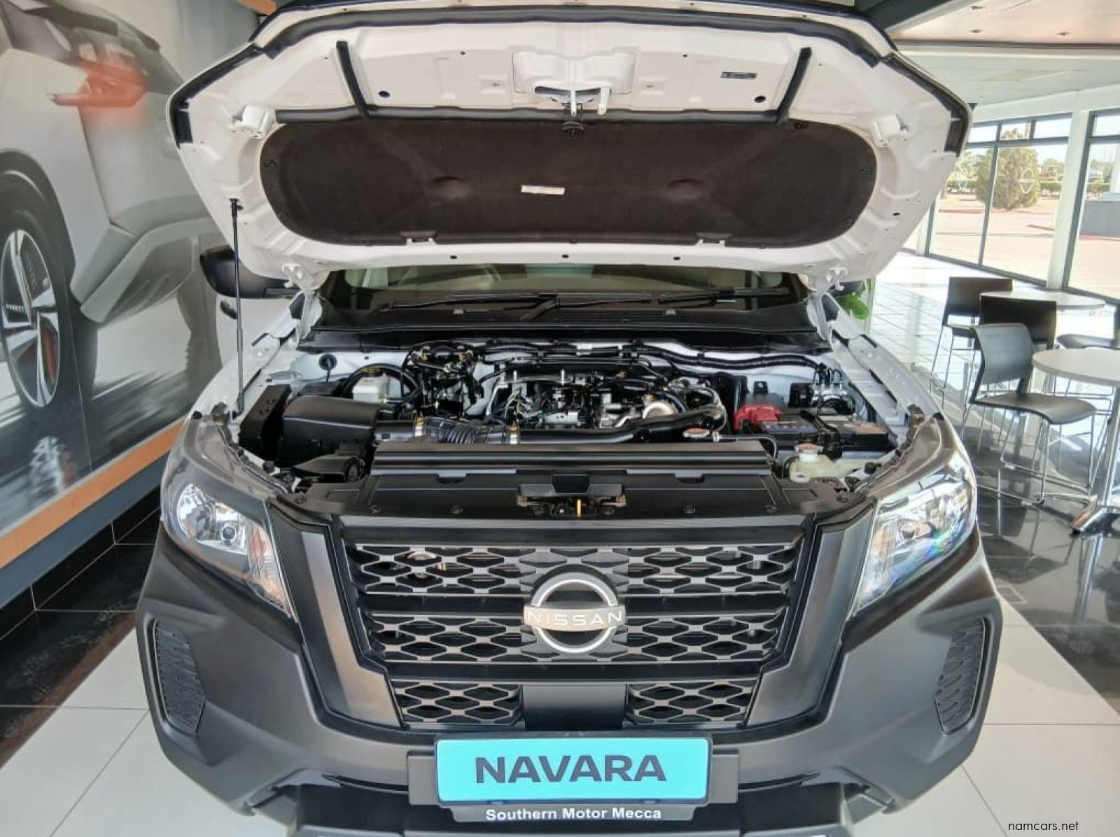 2025 Nissan 2.5 XE 4x4 Plus S/C M/T pictures