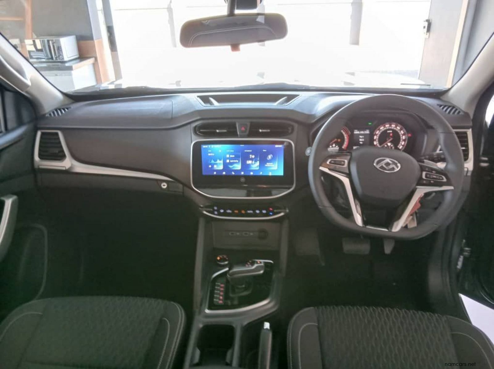 2025 LDV T60 Max Pro 2.0d 4x4 A/T D/C pictures