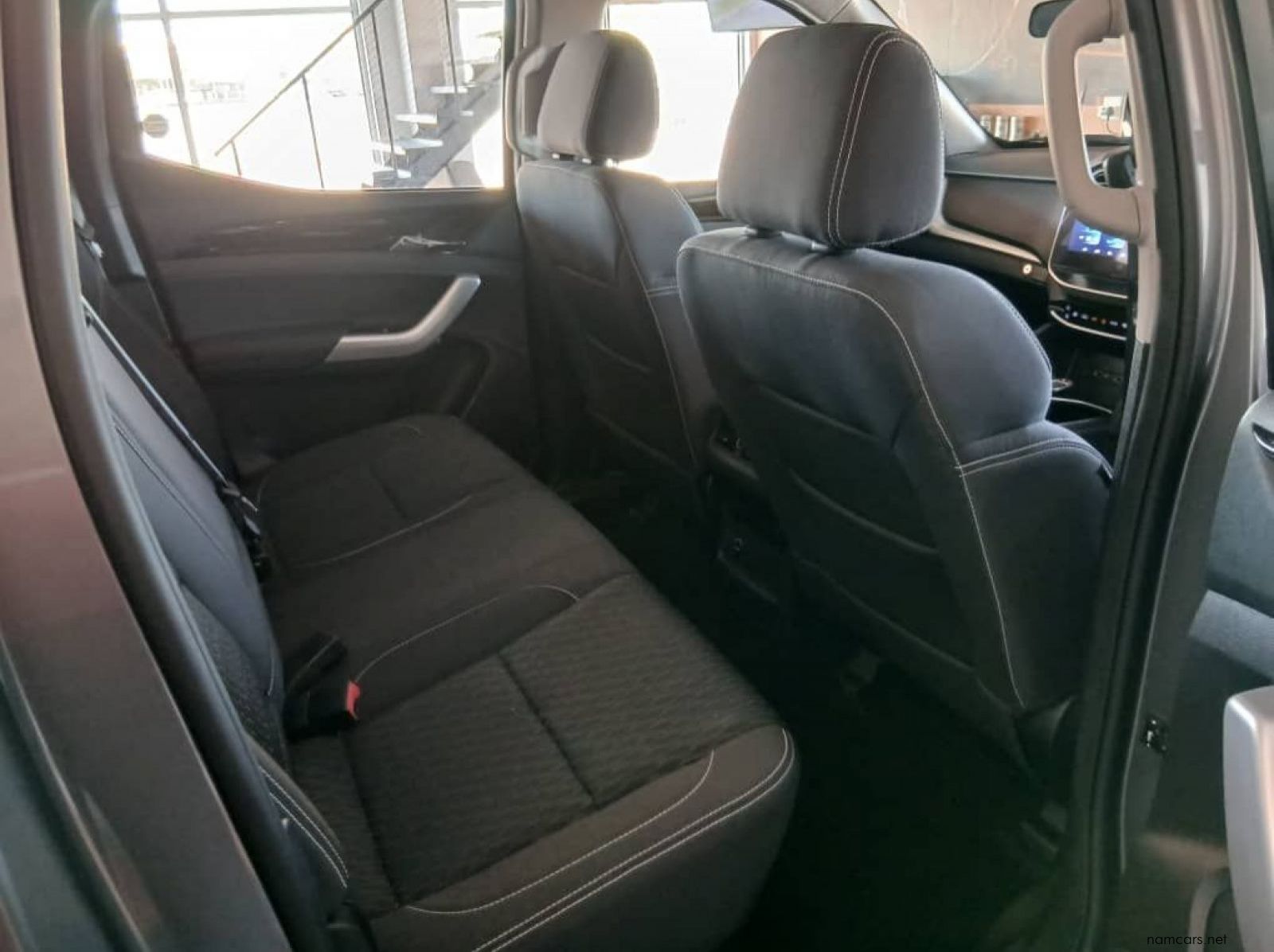 2025 LDV T60 Max Pro 2.0d 4x4 A/T D/C pictures