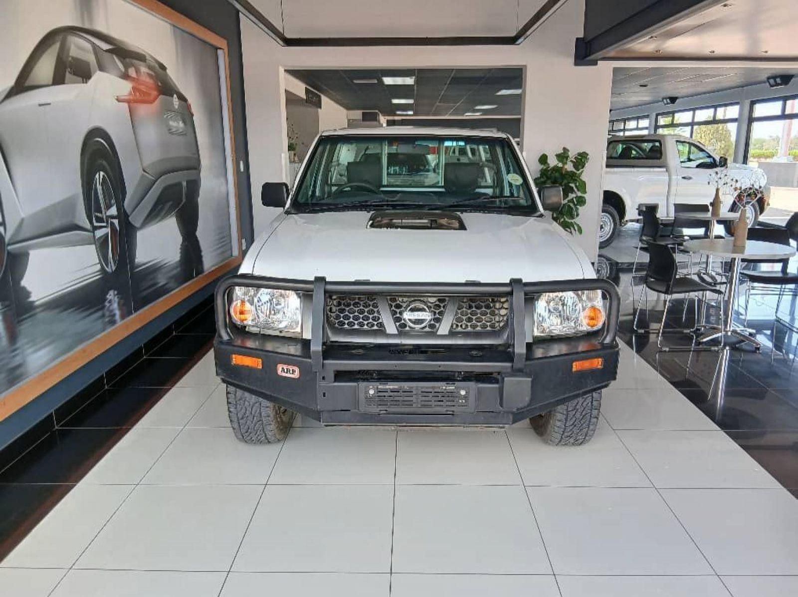 Used Nissan NP300 2.5 D 4x4 S/C  for sale in Mariental, Namibia
