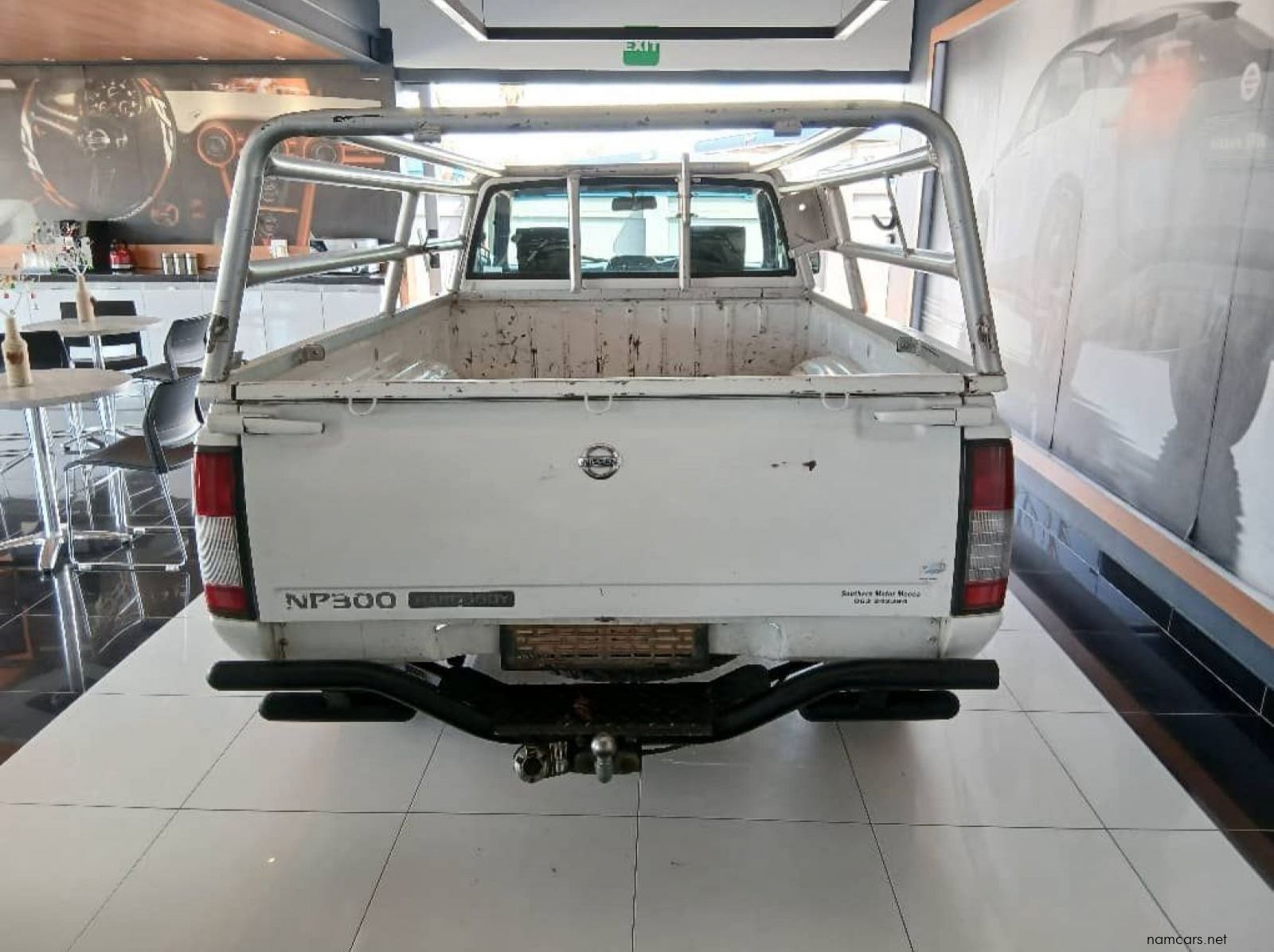 2010 Nissan NP300 2.5 D 4x4 S/C pictures