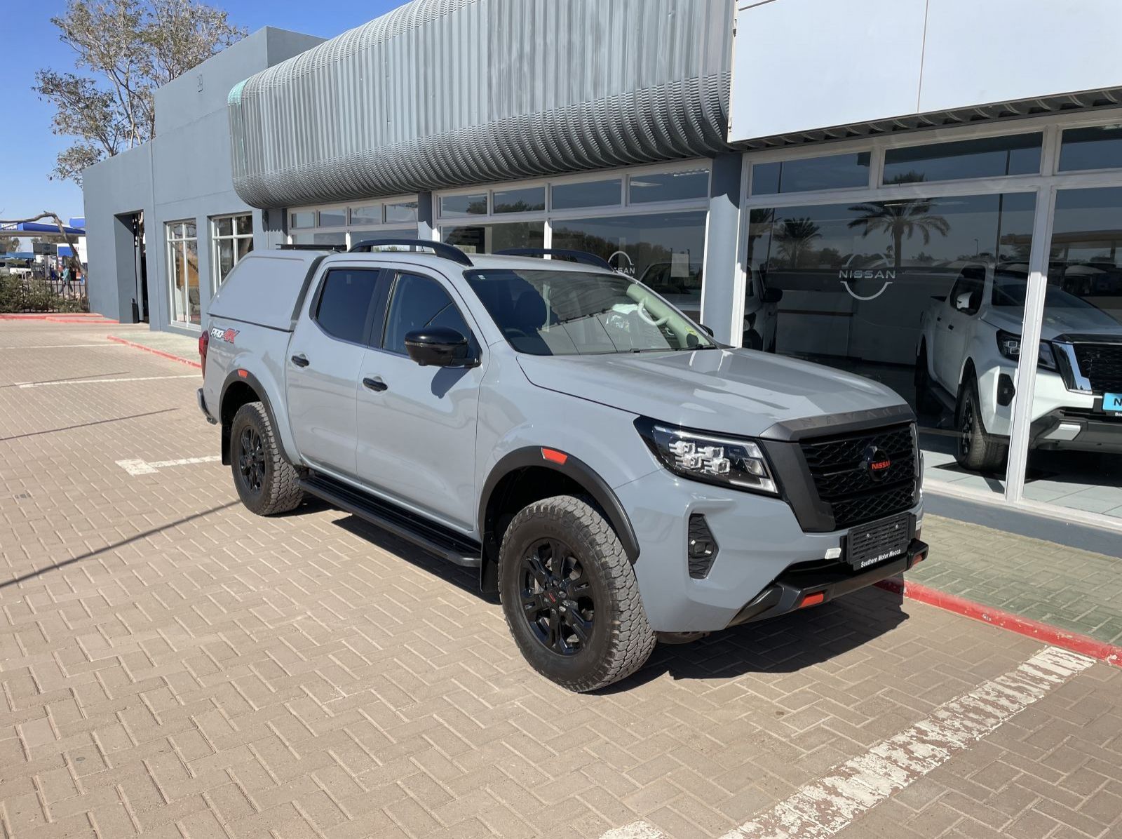 Used Nissan Navara Pro4x  for sale in Mariental, Namibia
