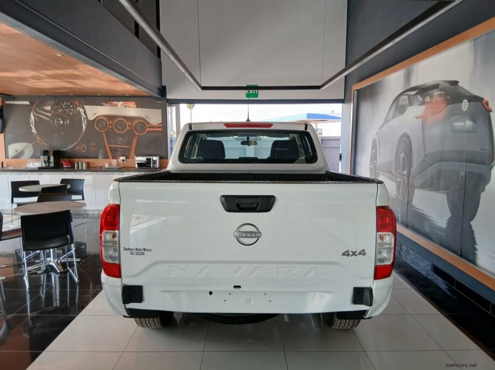 2025 Nissan 2.5 XE 4x4 Plus M/T D/C pictures