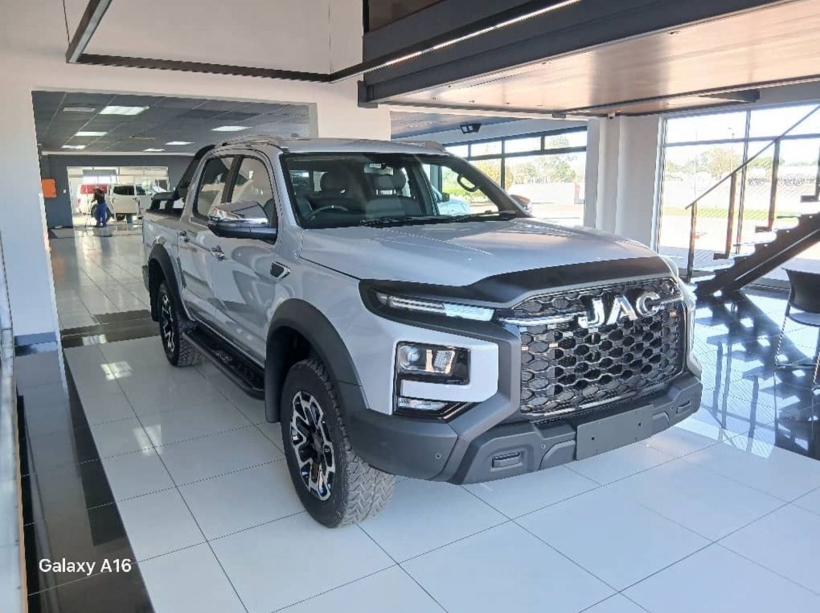 2025 JAC T9 Superlux 4x4 D/C pictures