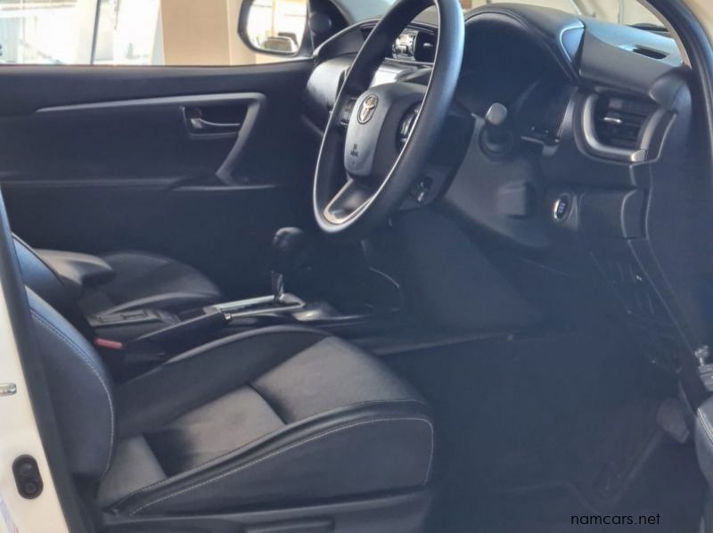 2023 Toyota Fortuner 2.4 GD-6 4x4 A/T pictures