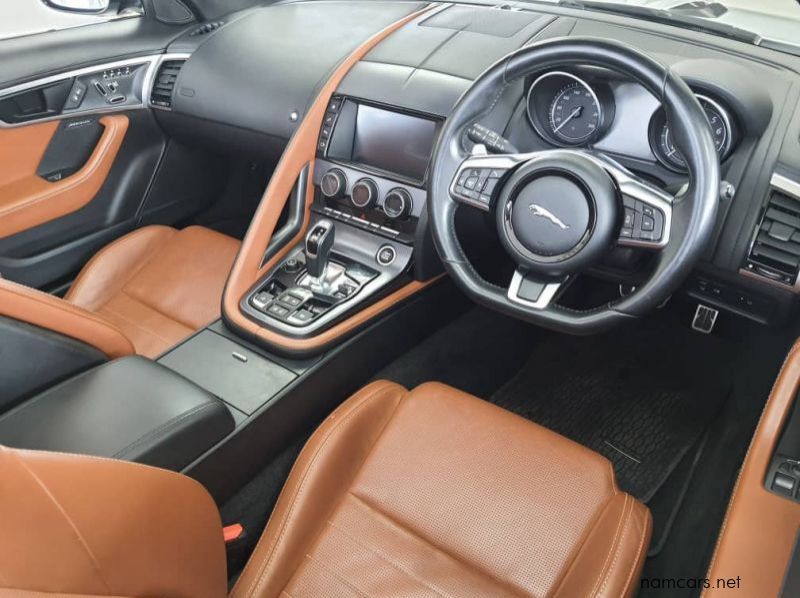 2017 Jaguar F-Type V6 Petrol R-Dynamic A/T Convertible pictures