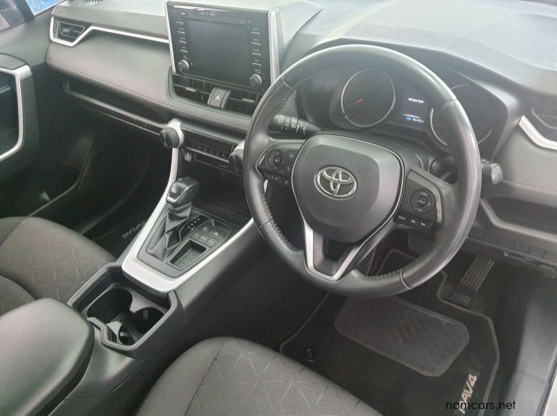 2021 Toyota RAV4 2.0 GX A/T pictures