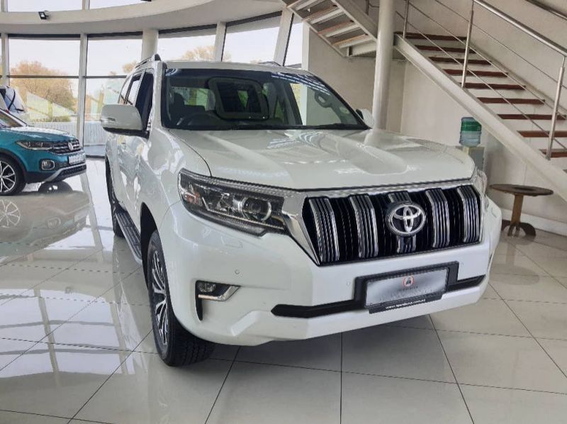 Used Toyota Prado VX 4.0 V6 (Petrol) 4x4 A/T  for sale in Windhoek, Namibia