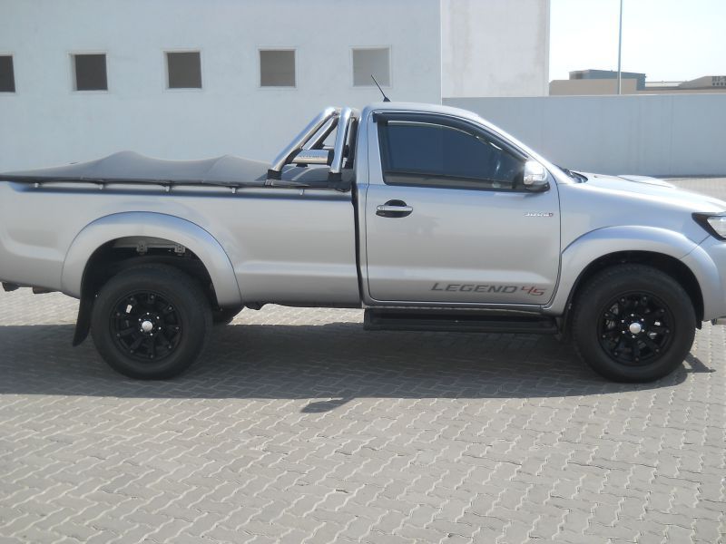 2016 Toyota Hilux 3.0 D4D S/Cab 4x4 Legend 45 photo