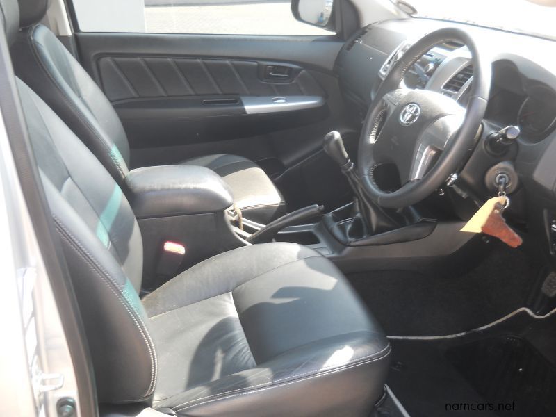 2016 Toyota Hilux 3.0 D4D S/Cab 4x4 Legend 45 photo
