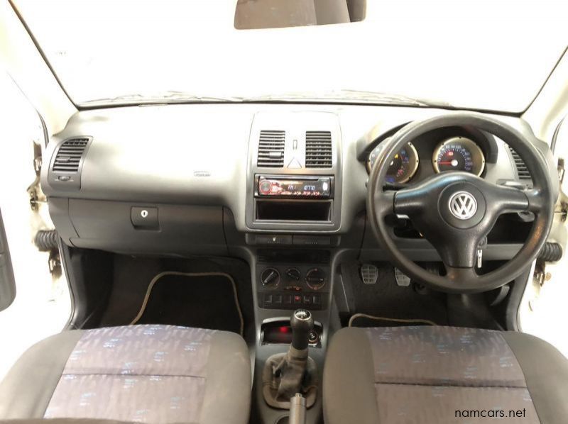 2003 Volkswagen Polo Classic pictures