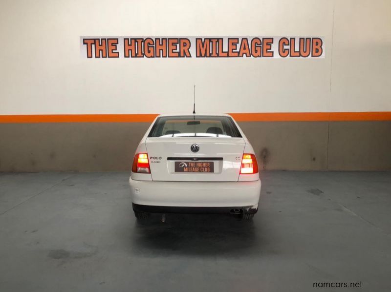 2002 Nissan Sunny EX Saloon pictures