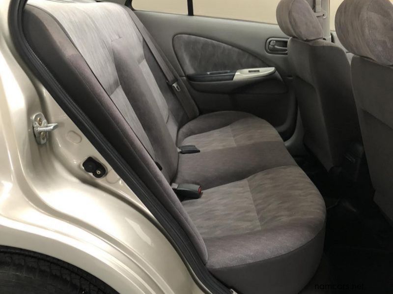 2002 Nissan Sunny EX Saloon pictures