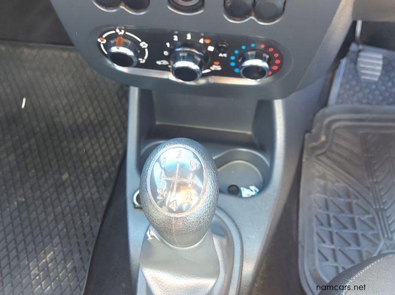 Nissan np200 on sale gear knob