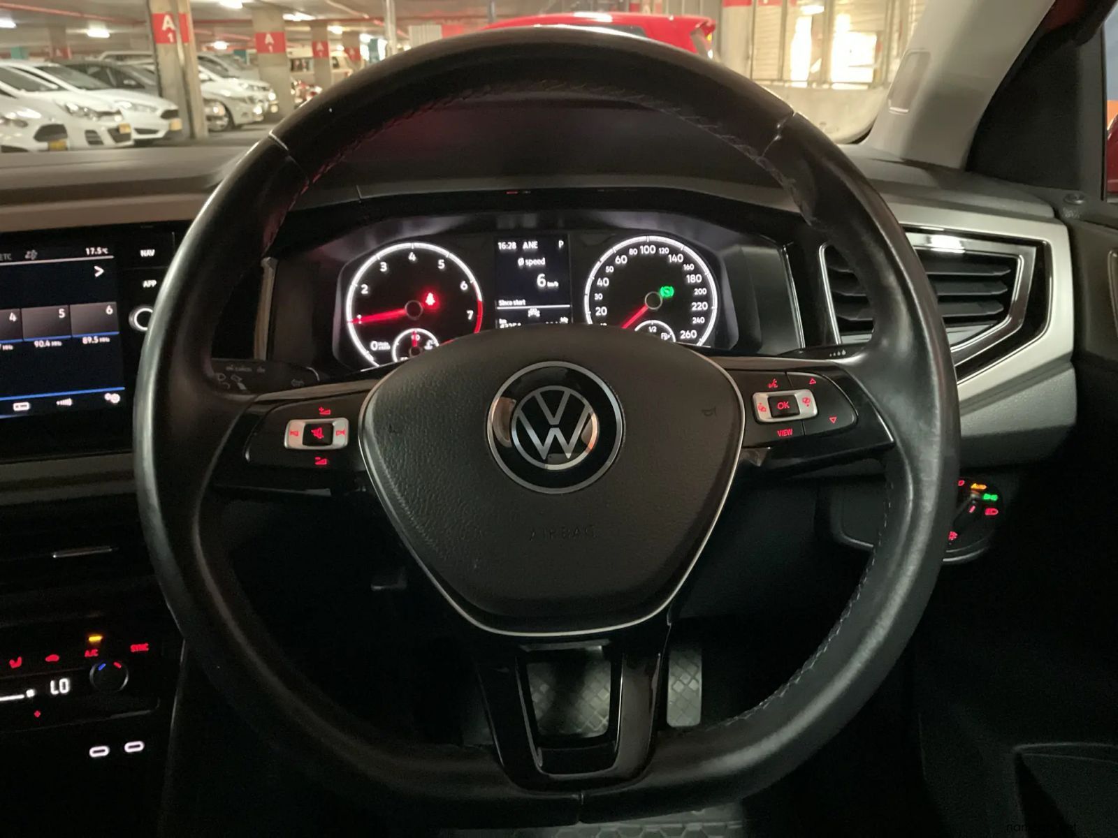 2021 Volkswagen Polo 1.0 TSI Highline DSG (85 KW) Import photo