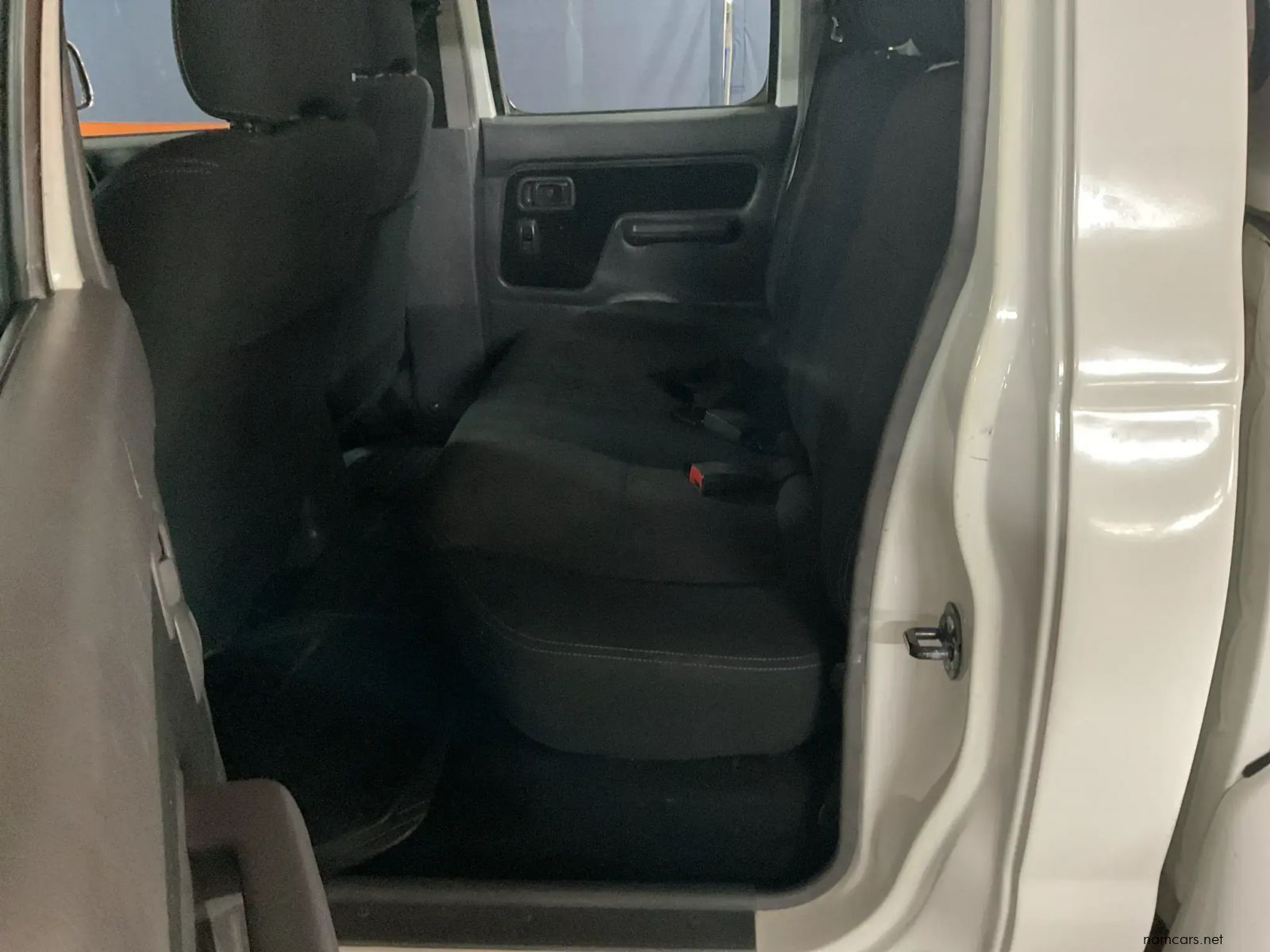 2019 Nissan Hardbody Np300 2.5 TDI 4x4 Pick Up Double Cab photo