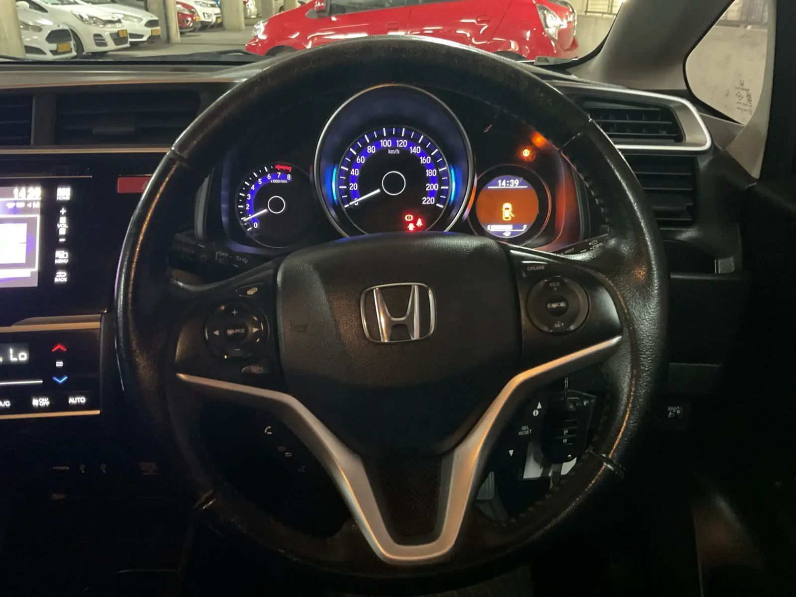 2015 Honda jazz 1.5 Dynamic photo