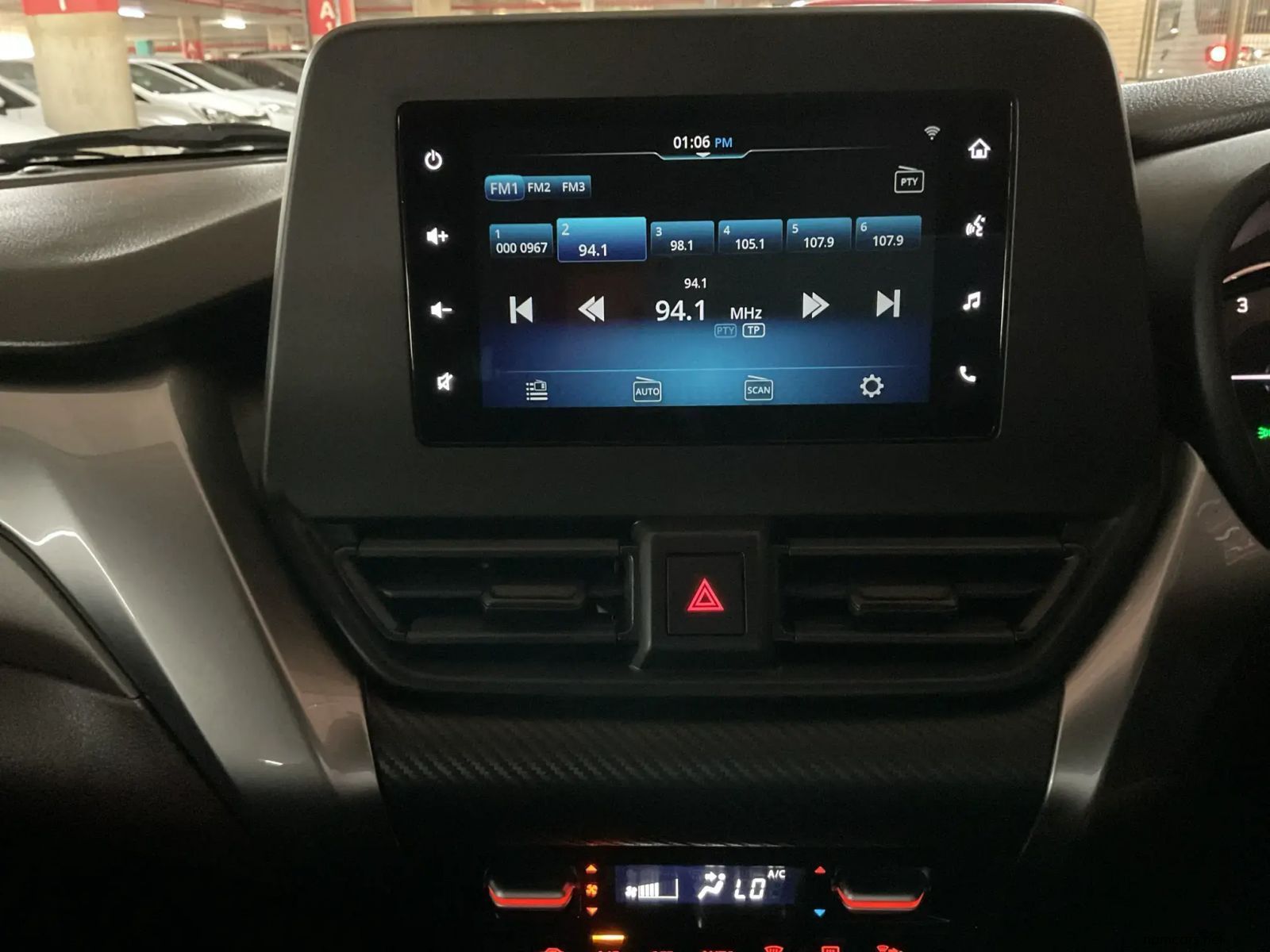 2024 Toyota Starlet Cross 1.5xs Auto photo