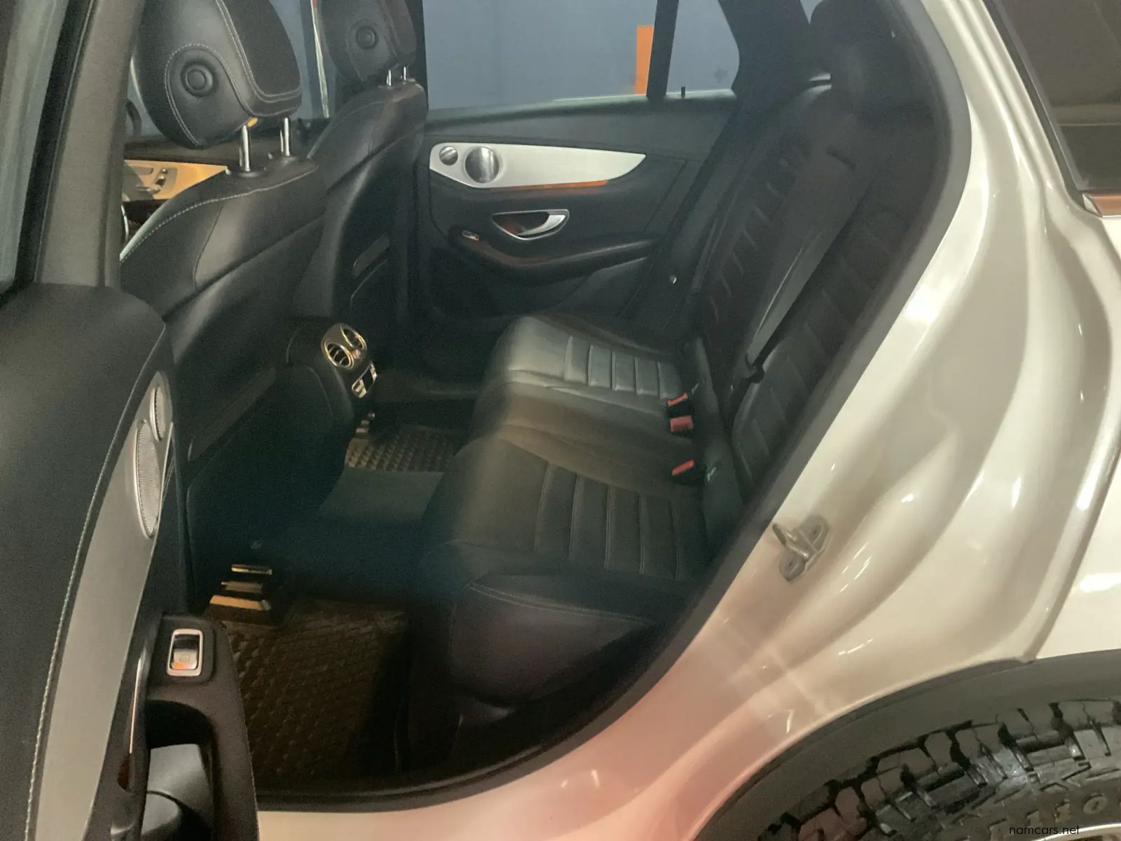 2016 Mercedes-Benz GLC 220d Exclusive photo