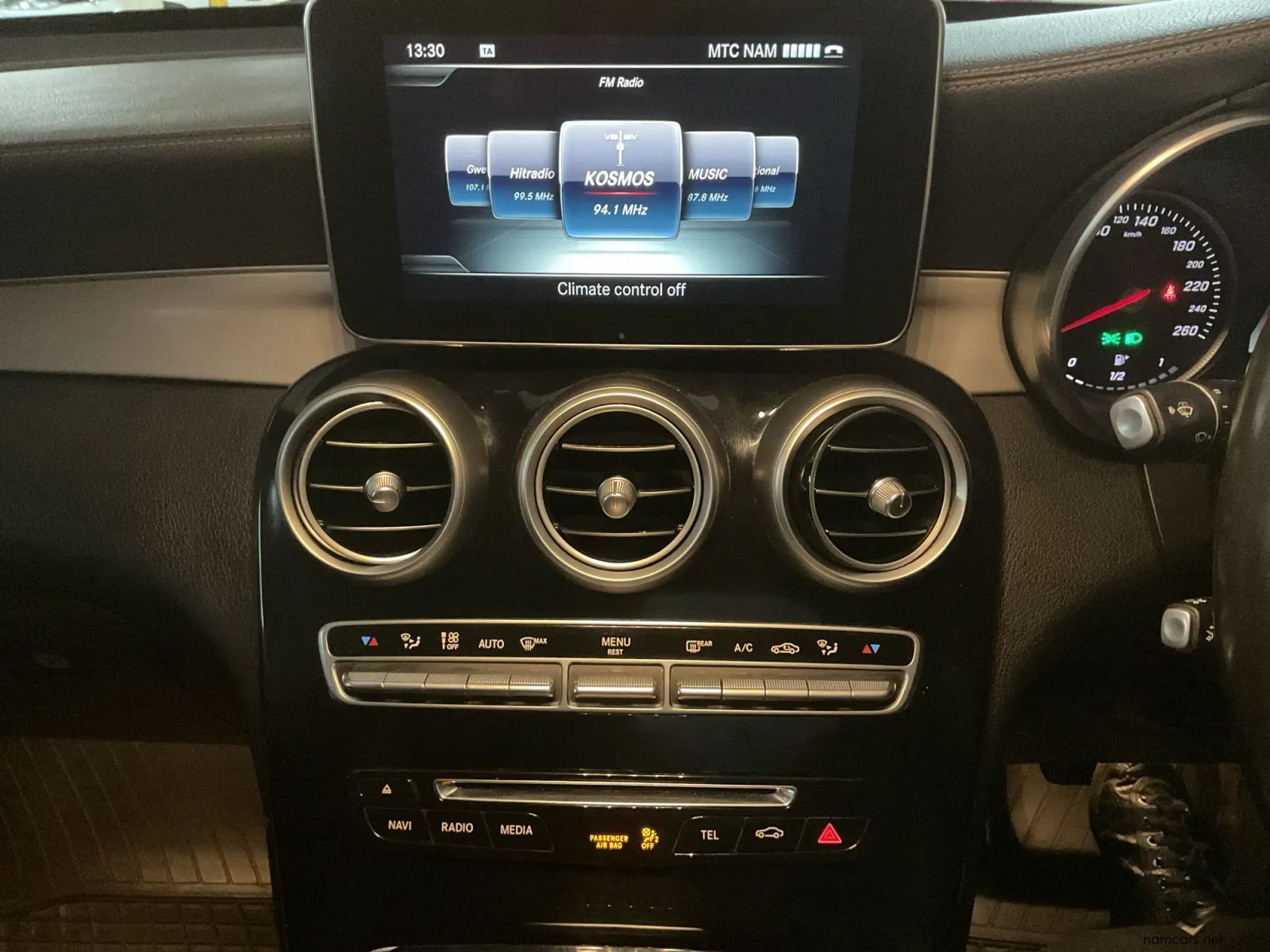 2016 Mercedes-Benz GLC 220d Exclusive photo