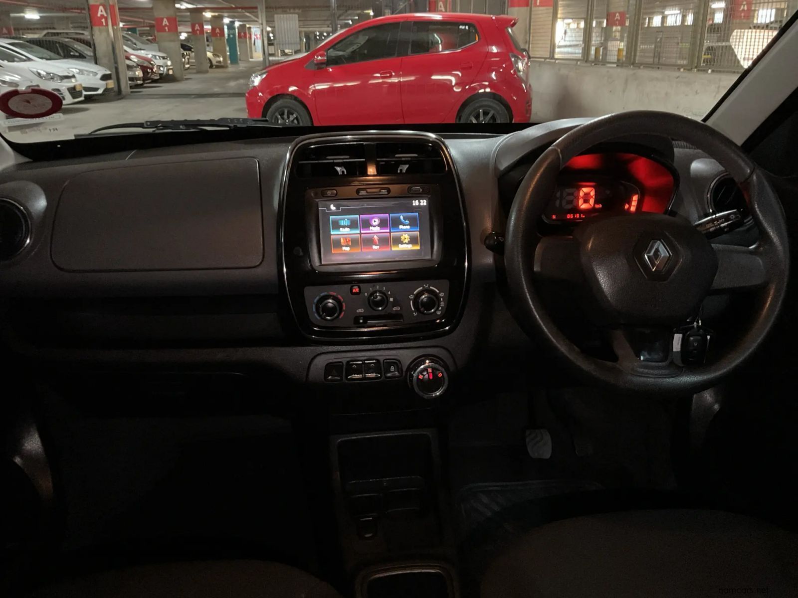 2018 Renault Kwid 1.0 Dynamique 5-Door Auto photo