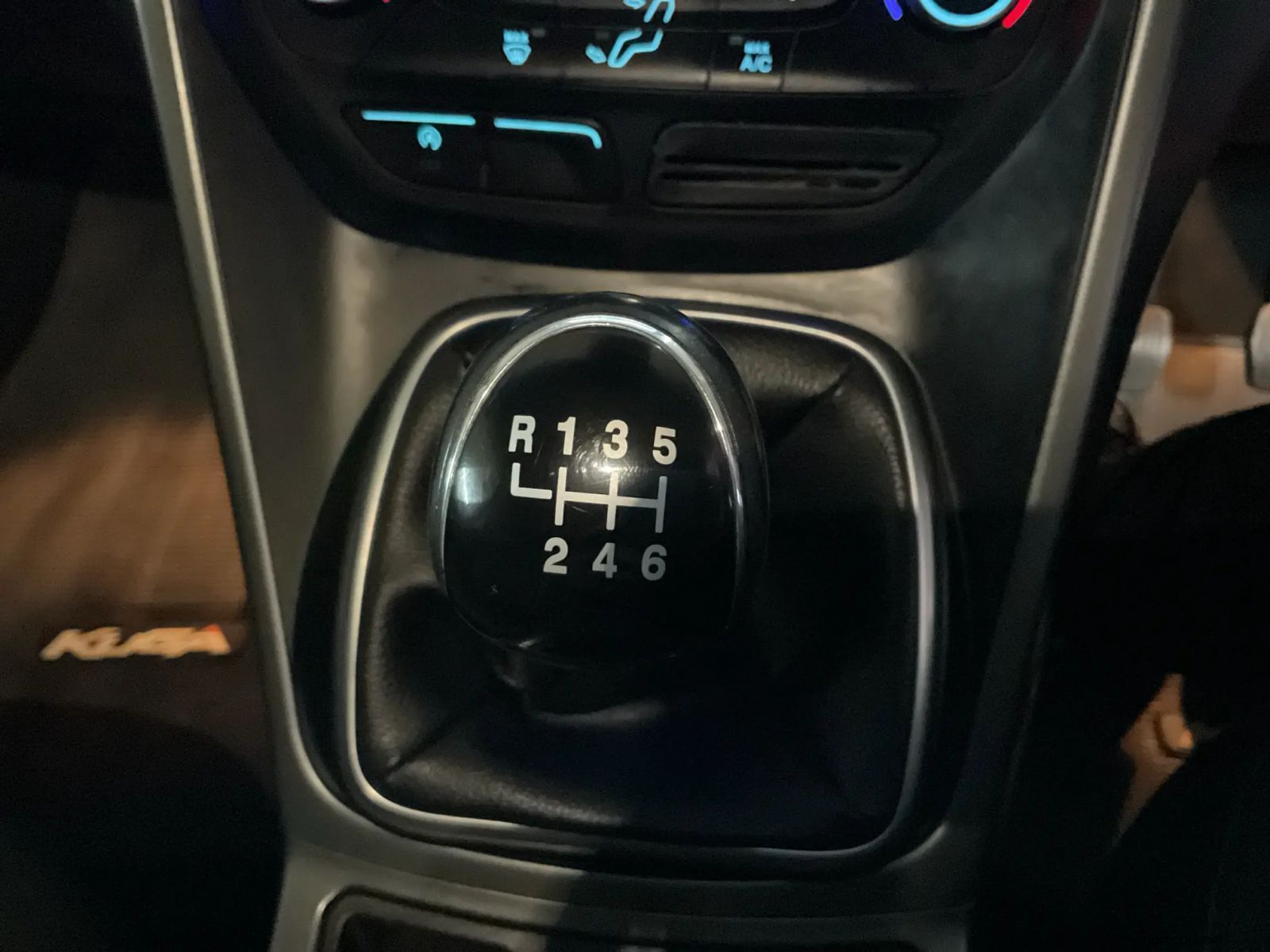 2019 Ford Kuga 1.5 TDCi Ambiente photo