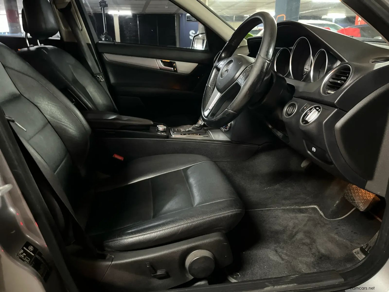 2013 Mercedes-Benz C Class Sedan C250 BE Avantgarde Auto photo