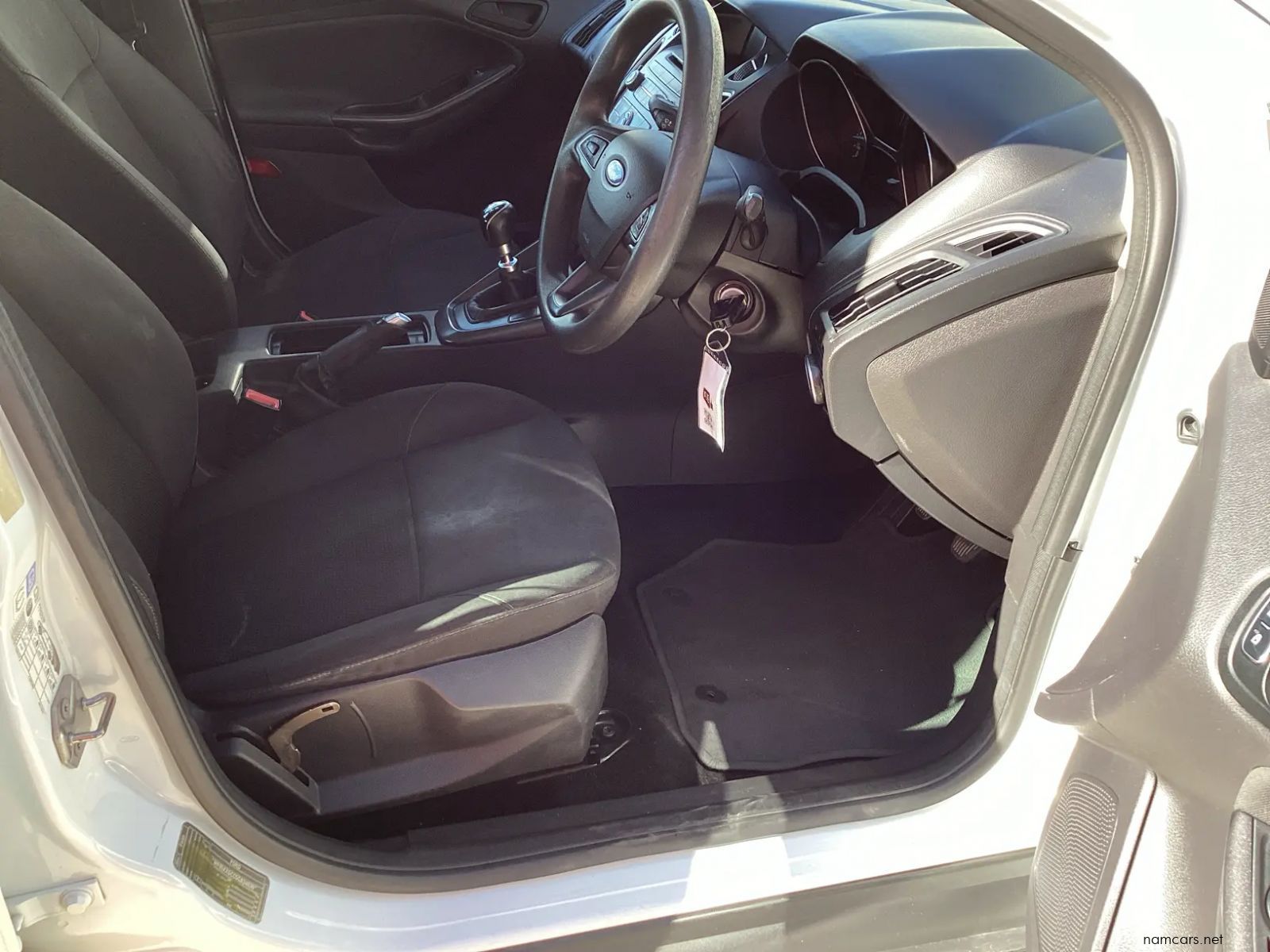 2016 Ford Ford Focus 1.0 EcoBoost Ambiente 5-Door photo