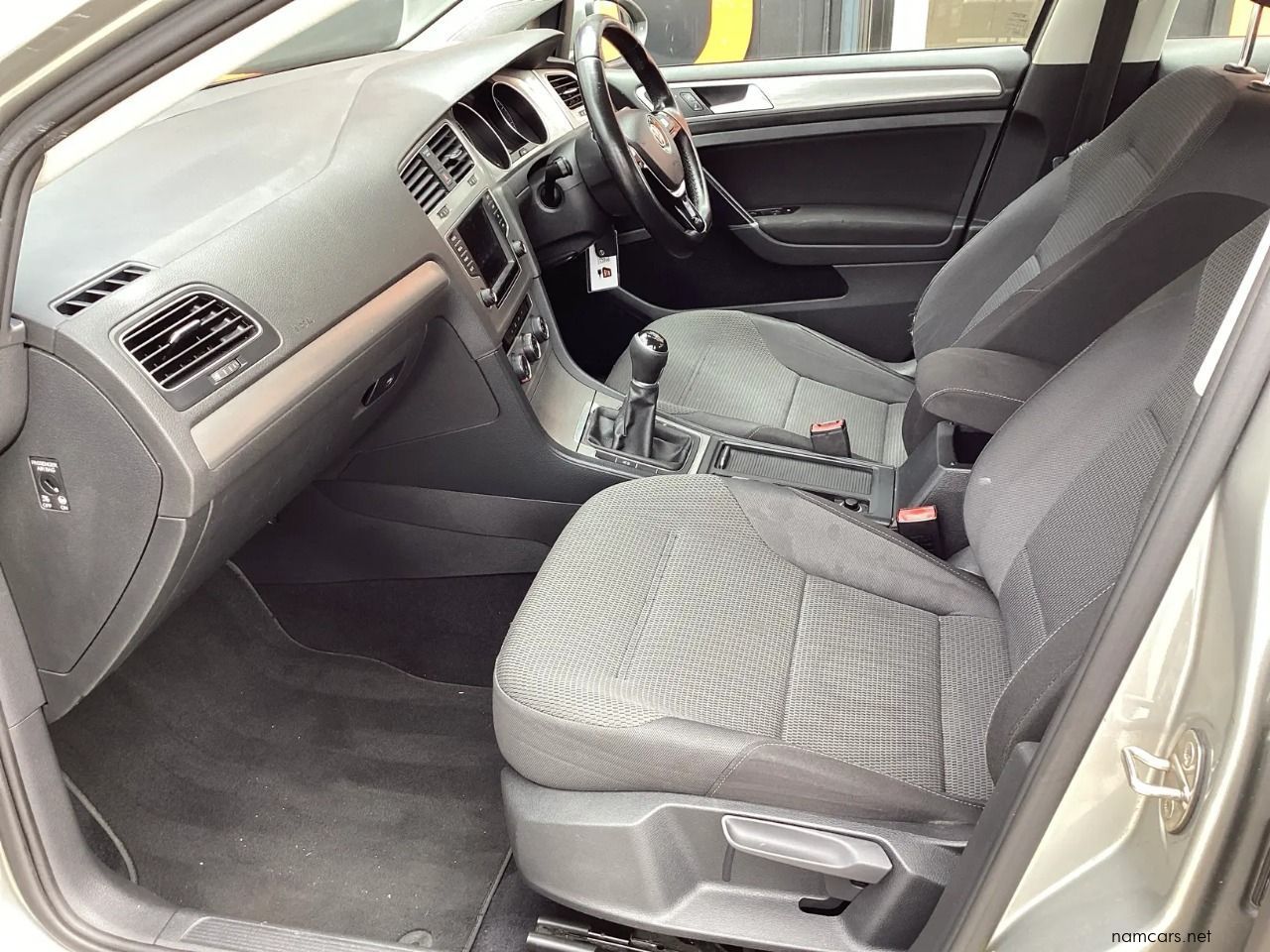 2015 Volkswagen Volkswagen Golf 7 1.4 TSI Comfortline photo