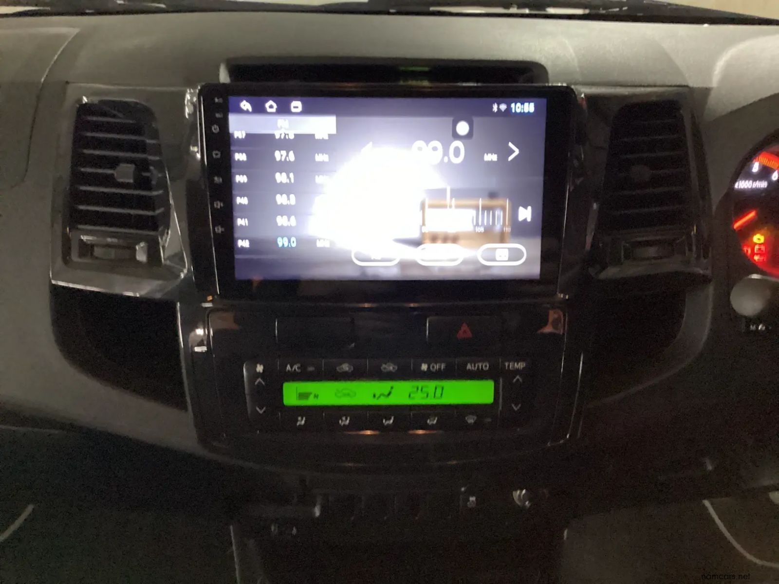 2015 Toyota Hilux 3.0 D-4d Legend 45 4x4 Pick Up Double Cab photo