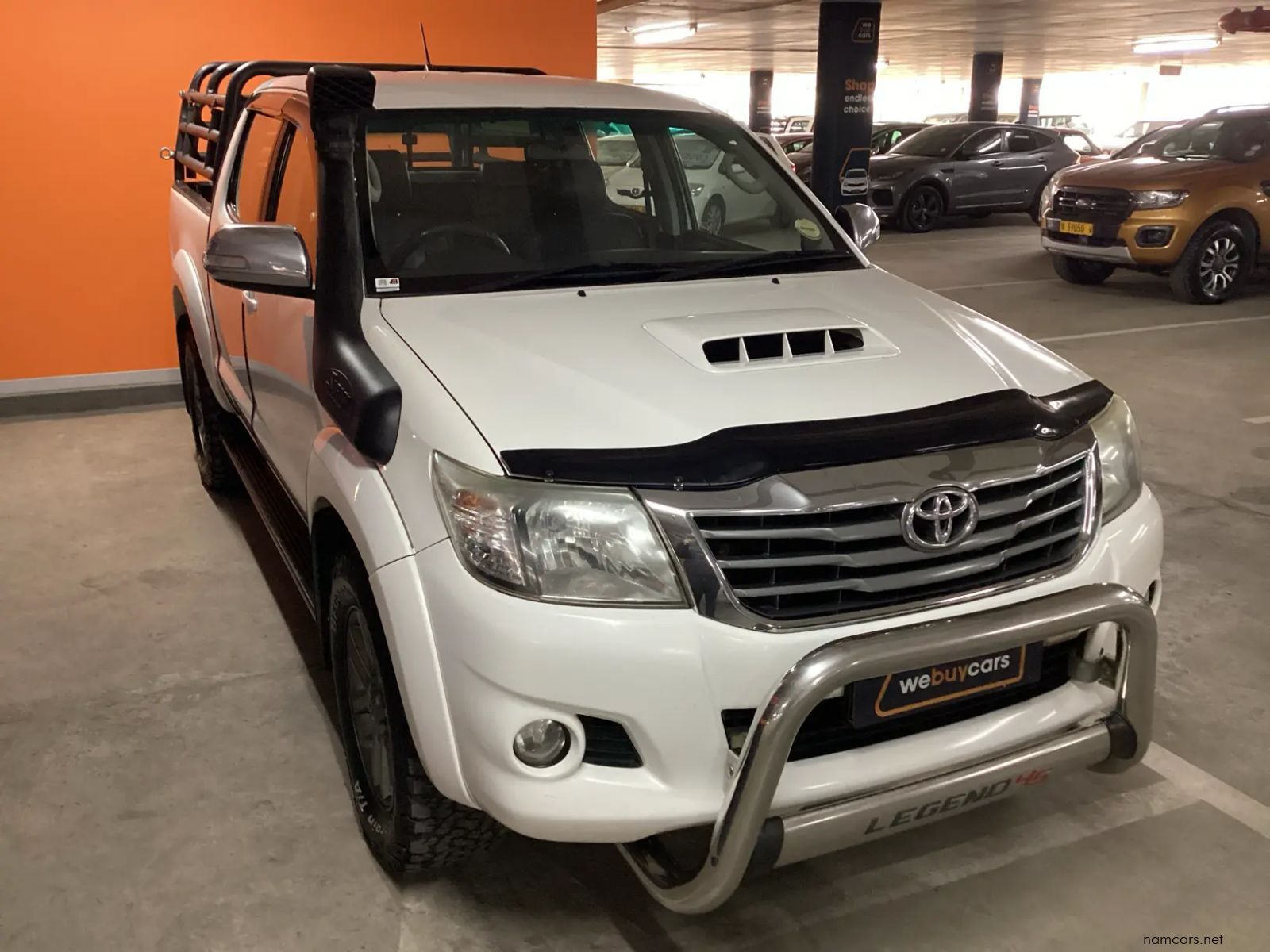 2015 Toyota Hilux 3.0 D-4d Legend 45 4x4 Pick Up Double Cab photo