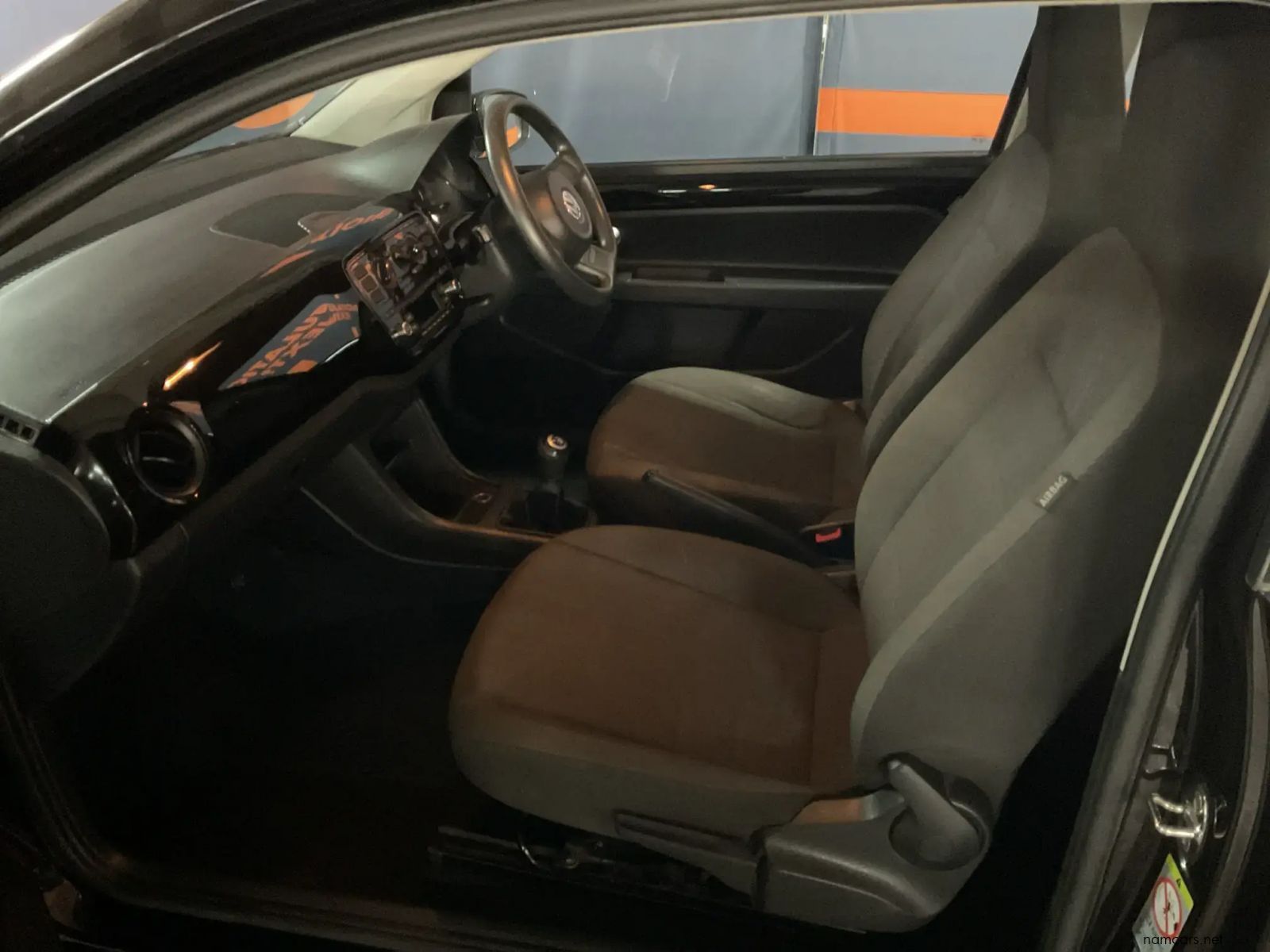 2015 Volkswagen Up Move UP! 1.0 3-Door photo