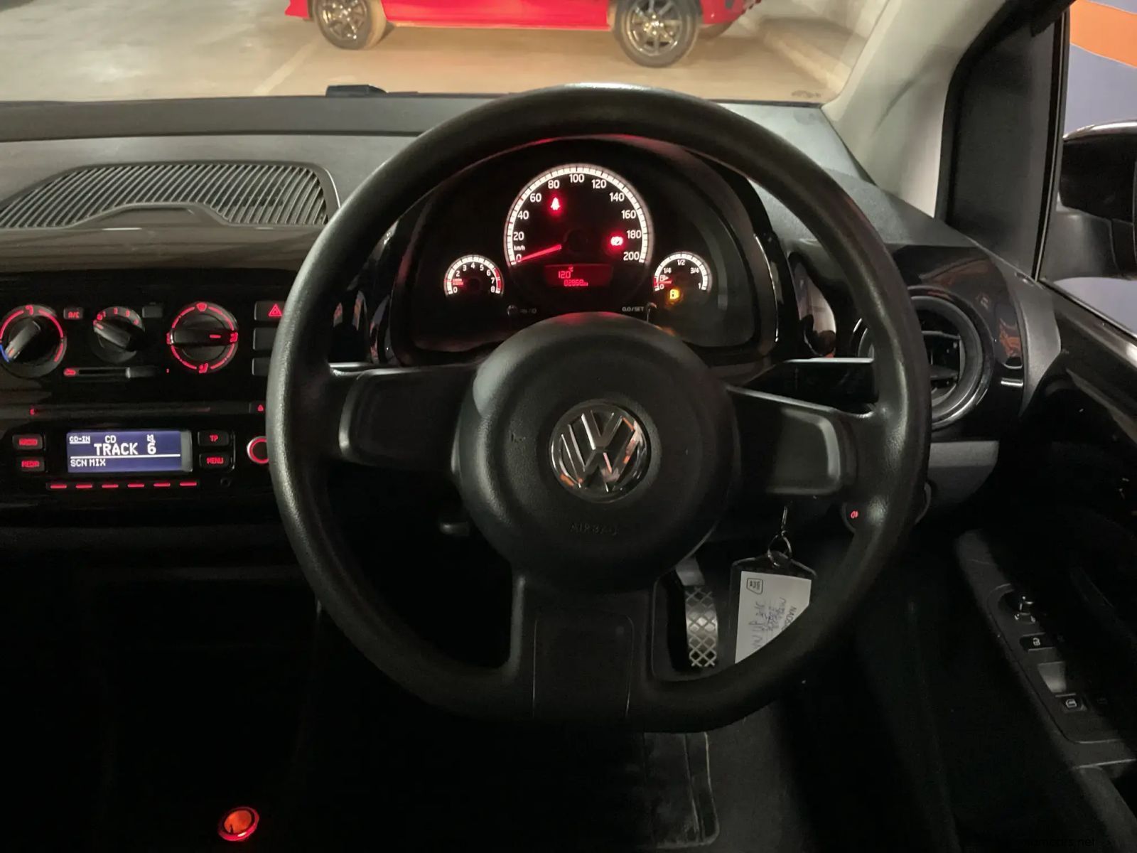 2015 Volkswagen Up Move UP! 1.0 3-Door photo