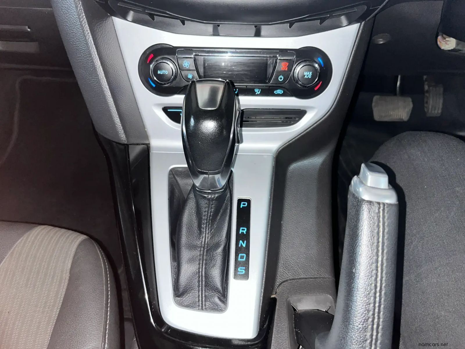 2015 Ford Focus 2.0 GDI Trend Powershift photo