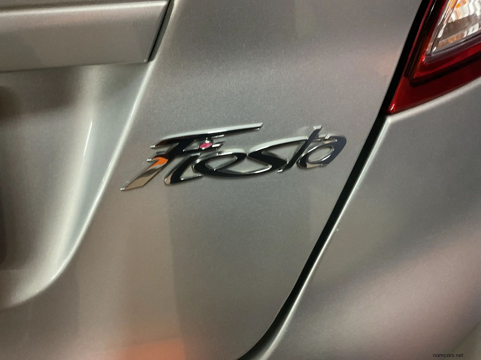 2016 Ford Fiesta 1.0 EcoBoost Ambiente Powershift 5-Door photo