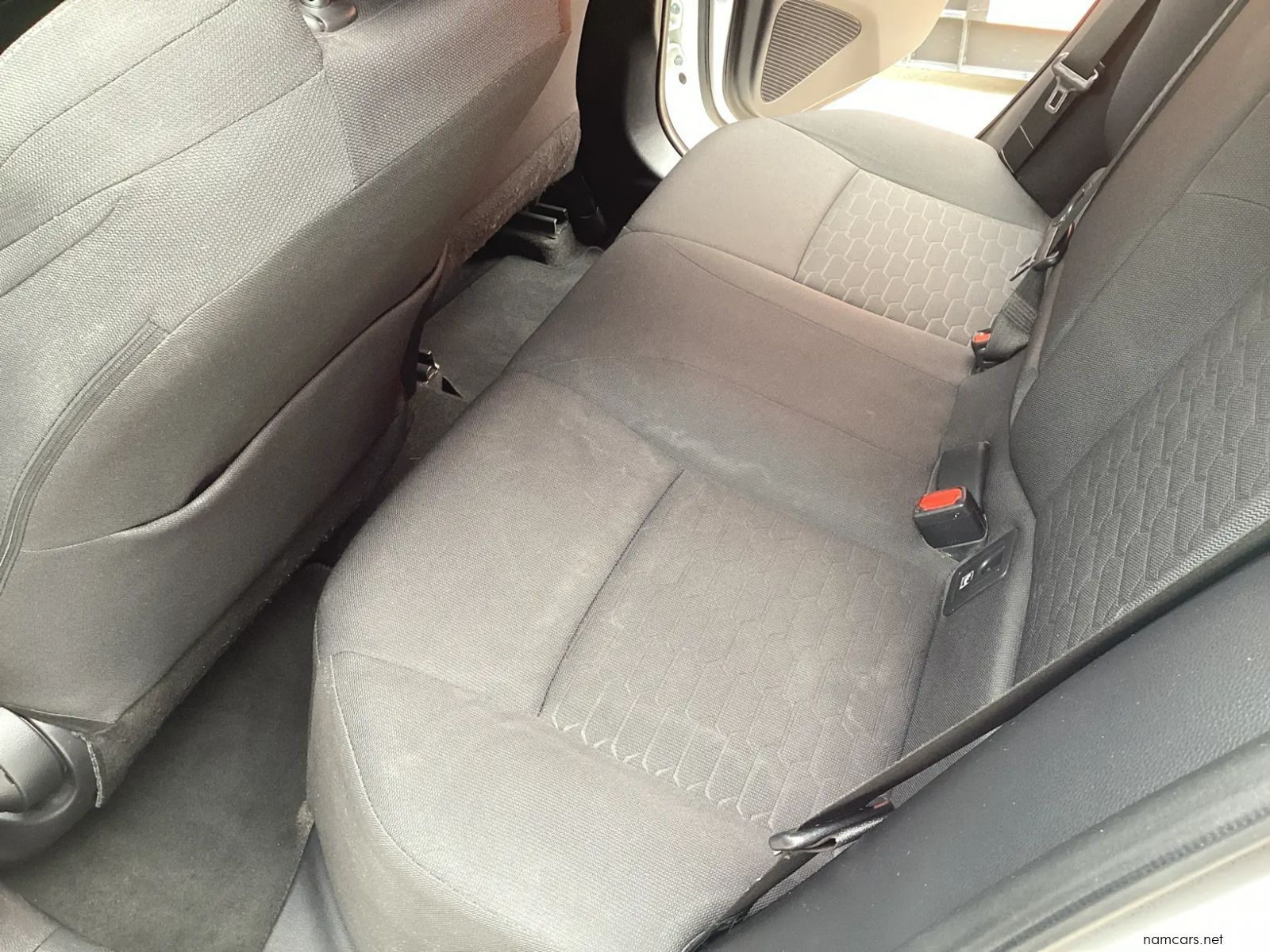 2020 Toyota Corolla 1.2T XS (5dr) photo