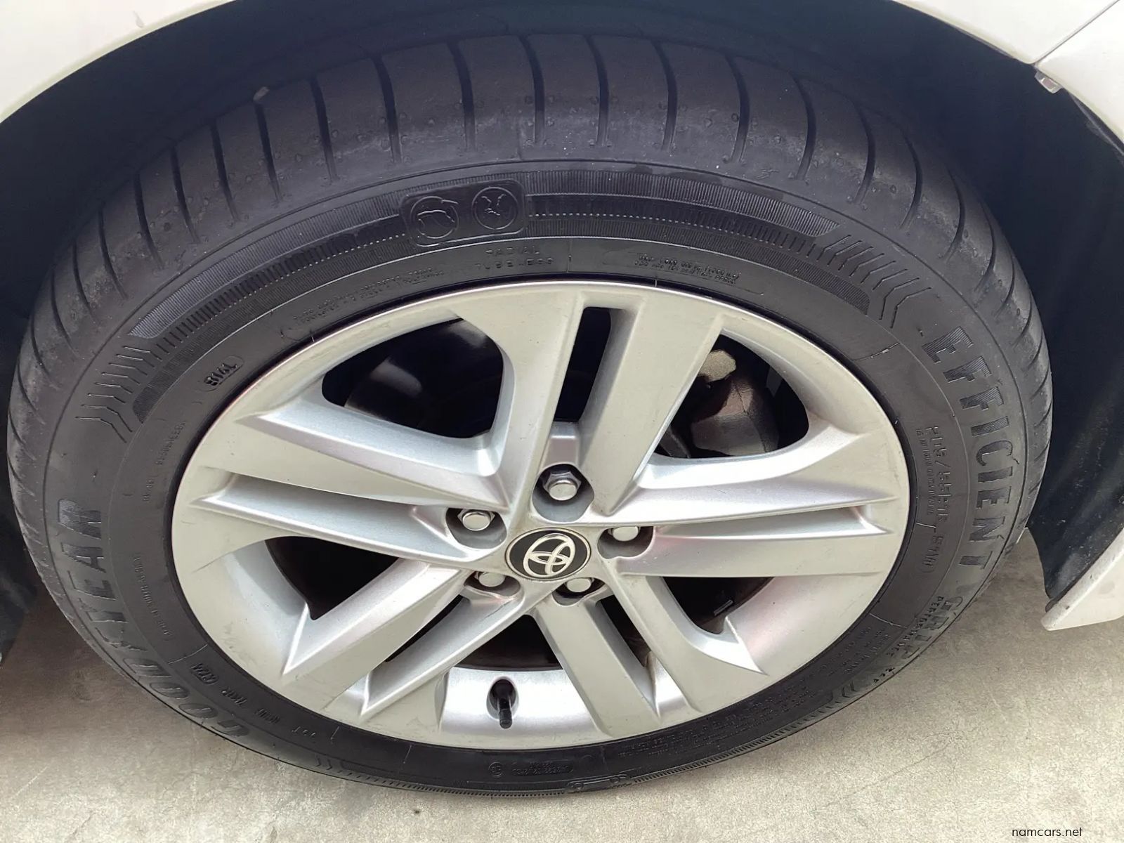 2020 Toyota Corolla 1.2T XS (5dr) photo