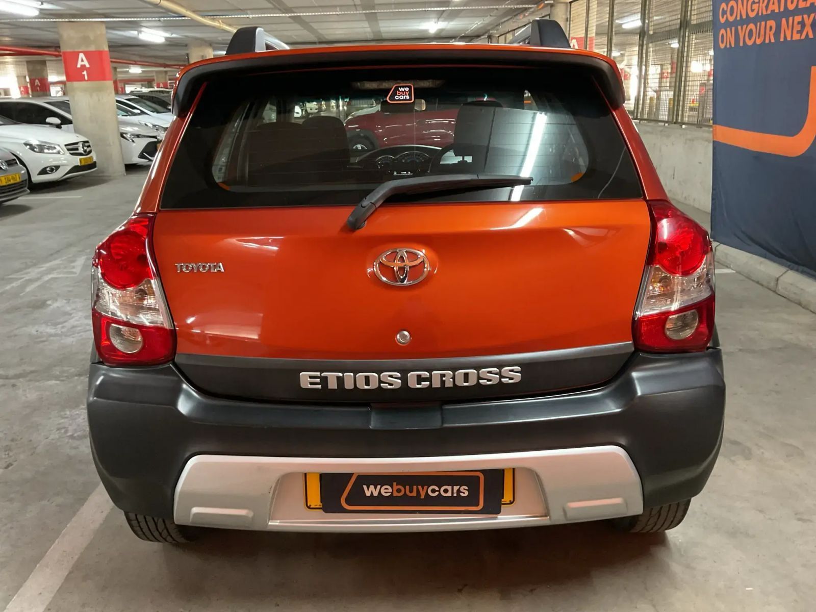 2016 Toyota Etios Cross 1.5 XS 5-Door photo