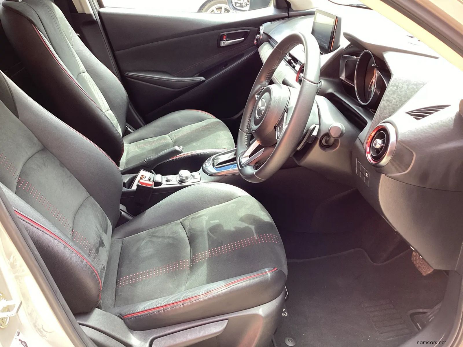 2023 Mazda Mazda 2 1.5 Individual Auto 5-Door photo